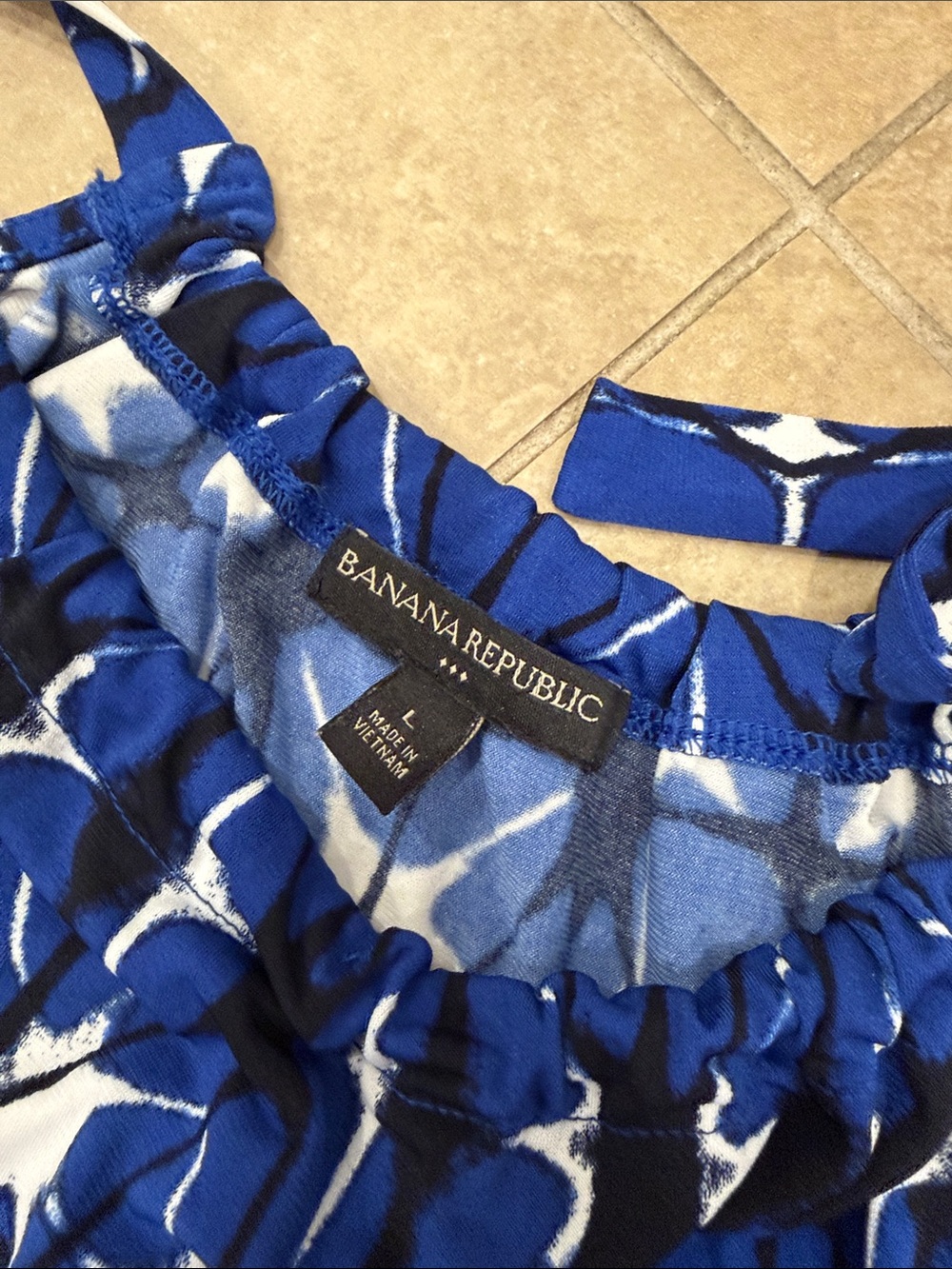 Banana Republic Blue and White Patterned Dress, Size L - Picture 2 of 3